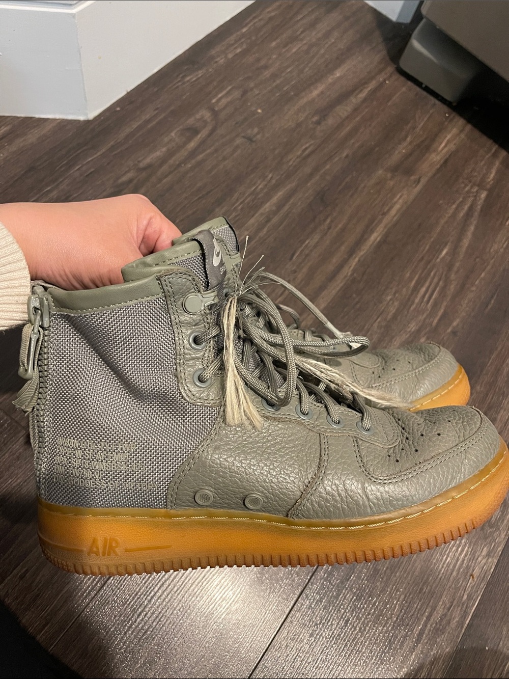 Nike SF Air Force 1 Mid Womens Sneakers Dark Stucco